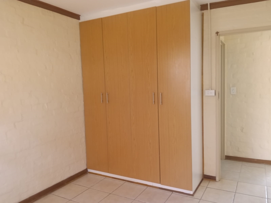 To Let 2 Bedroom Property for Rent in Pentagon Park Free State